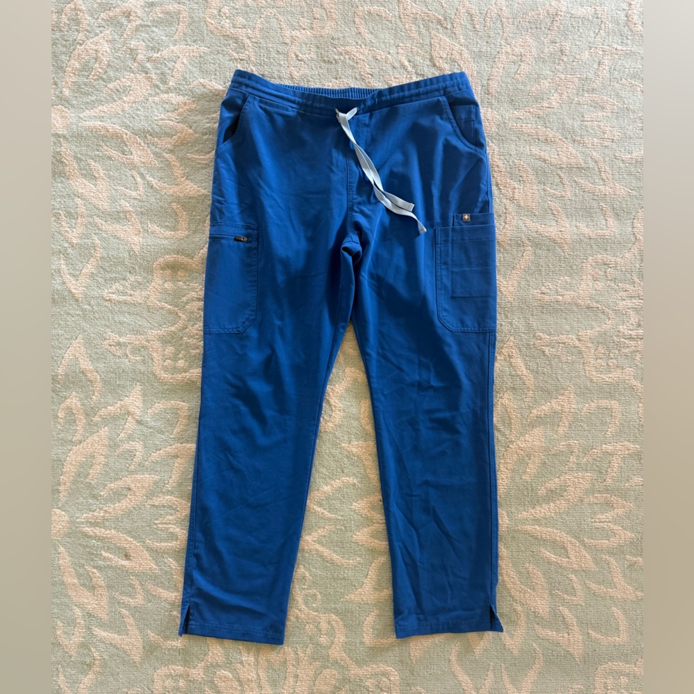 FIGS Women’s Yola Skinny Scrub pants L royal blue